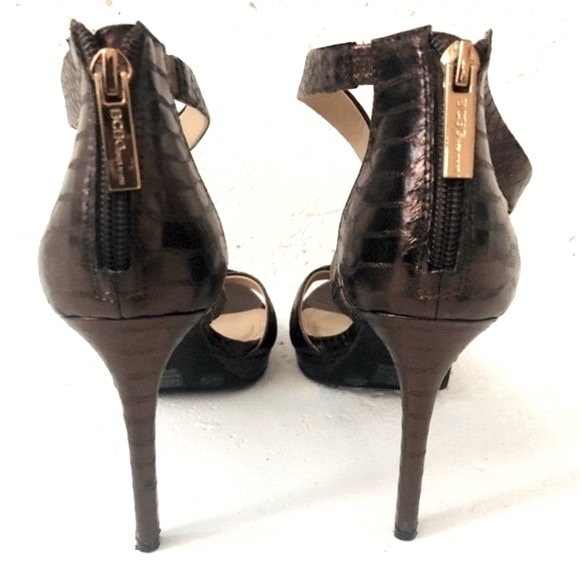 BCBGeneration Pumps Criss-Cross Heels Sandals Brown Shoe Size 7.5M - Picture 5 of 9